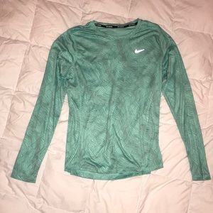 Nike dri-fit long sleeve